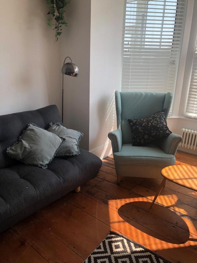 The Nest, Central Falmouth, 10 Mins To The Beaches And Off Street Parking 외부 사진